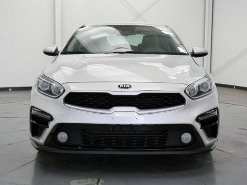 Used 2019 Kia Forte LXS FWD image 2