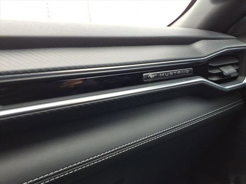 Used 2024 Ford Mustang GT Premium image 21