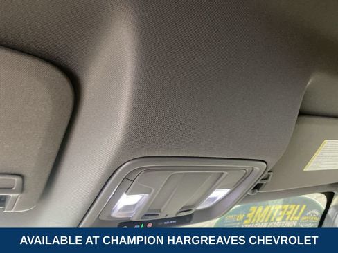 Used 2022 Chevrolet Silverado 1500 LT AWD/4WD image 25