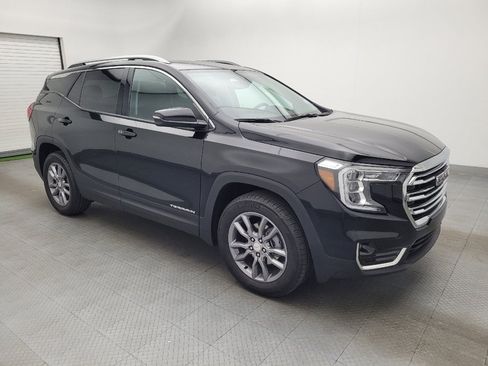 Used 2024 GMC Terrain SLT image 11