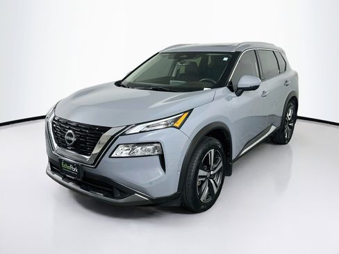 Used 2023 Nissan Rogue SL w/ SL Premium Package FWD image 3