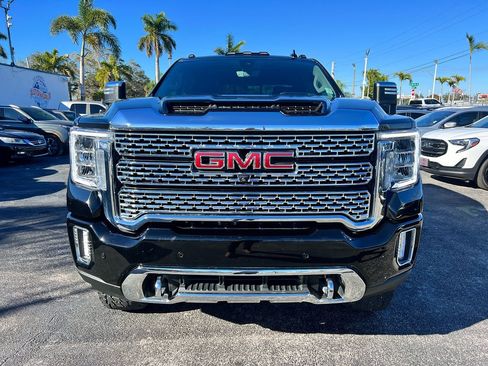 Used 2021 GMC Sierra 2500 Denali w/ Denali Ultimate Package image 3