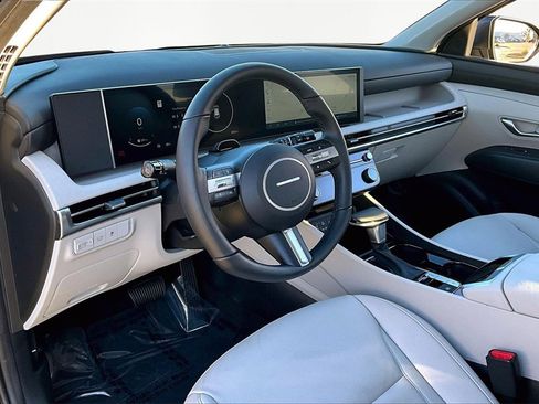 Certified 2025 Hyundai Tucson SEL image 14