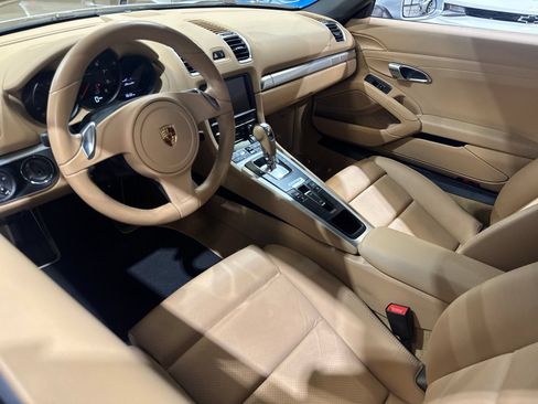 Used 2015 Porsche Boxster RWD image 18