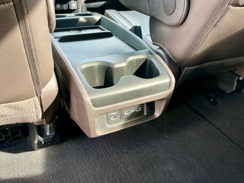 Used 2023 Honda Odyssey Elite image 10