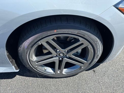 New 2026 Nissan Z Sport w/ Floor Mat Package RWD image 9