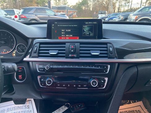 Used 2016 BMW 328i Gran Turismo xDrive image 13