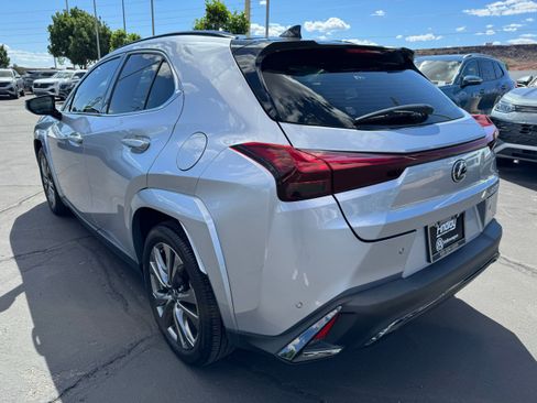 Used 2024 Lexus UX 250h F Sport FWD image 4