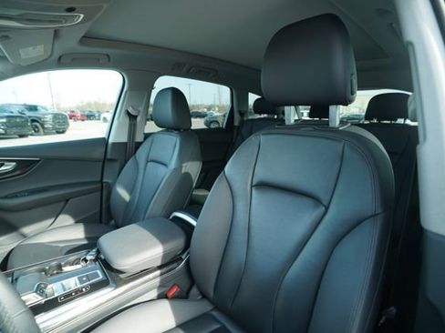 Used 2023 Audi Q7 2.0T Premium w/ Convenience Package image 35