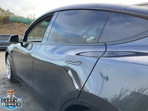 Used 2024 Tesla Model Y Long Range AWD/4WD image 96