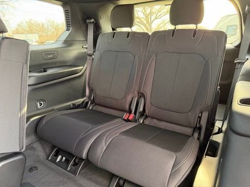 New 2026 Jeep Grand Cherokee L Laredo AWD/4WD image 8