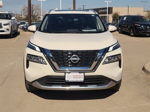 Certified 2023 Nissan Rogue Platinum image 5