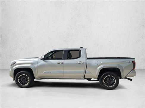 Used 2024 Toyota Tacoma TRD Sport RWD image 8