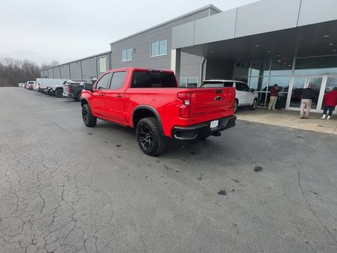 Used 2025 Chevrolet Silverado 1500 ZR2 w/ Technology Package AWD/4WD image 8
