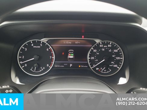 Used 2025 Nissan Rogue S AWD/4WD image 30