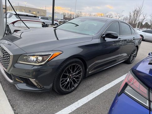Used 2019 Genesis G80 3.3T Sport image 3