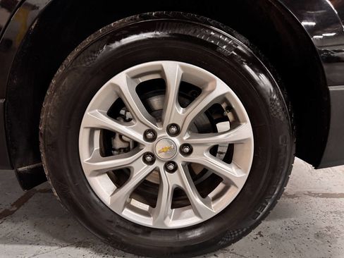 Used 2020 Chevrolet Equinox LS w/ LS Convenience Package image 10