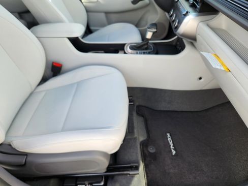 New 2026 Hyundai Kona SE AWD/4WD image 15