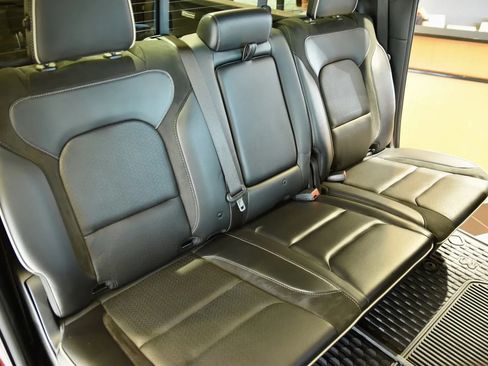 Used 2023 RAM 1500 Laramie AWD/4WD image 23