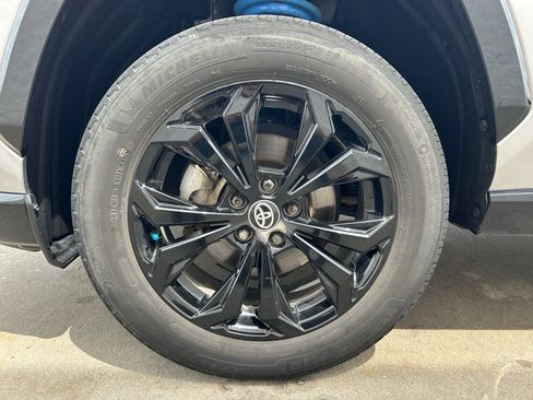 Certified 2023 Toyota RAV4 SE AWD/4WD image 11