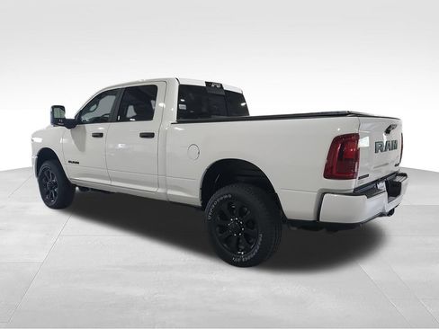 New 2026 RAM 2500 Big Horn AWD/4WD image 6