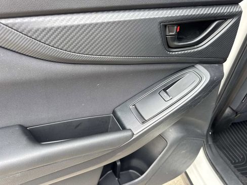 Used 2019 Subaru Crosstrek 2.0i Premium image 30