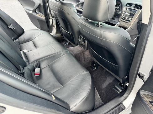 Used 2010 Lexus IS 250 AWD w/ Preferred Accessory Package image 15