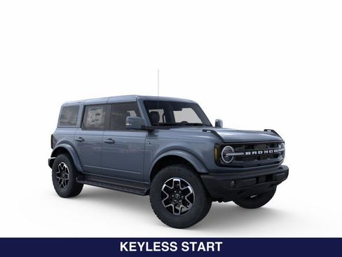New 2025 Ford Bronco Outer Banks AWD/4WD image 6