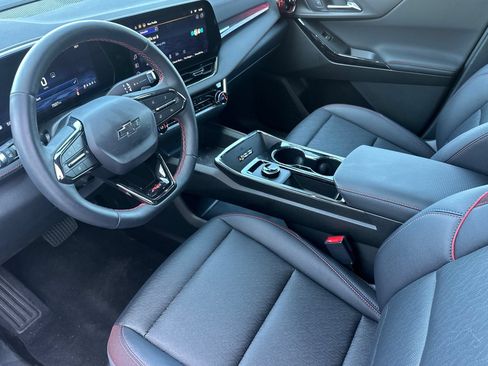 Used 2026 Chevrolet Equinox RS w/ LPO, Floor Liner Package FWD image 10