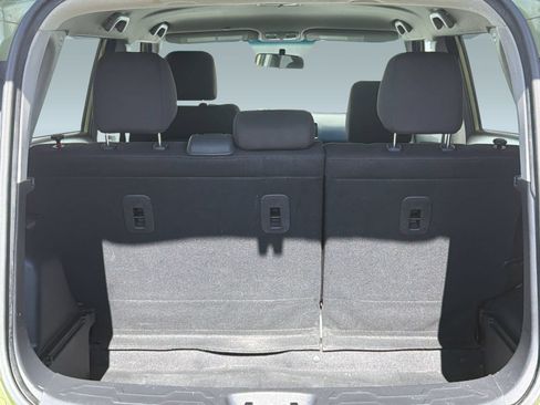 Used 2012 Kia Soul FWD image 22