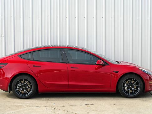 Used 2022 Tesla Model 3 image 54
