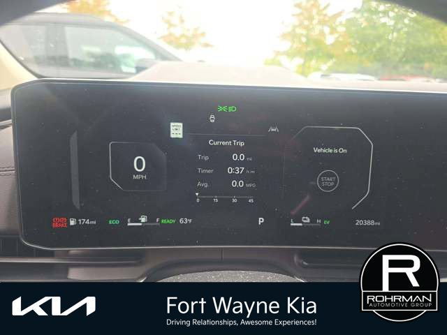 Certified 2025 Kia Carnival SX Prestige FWD image 10
