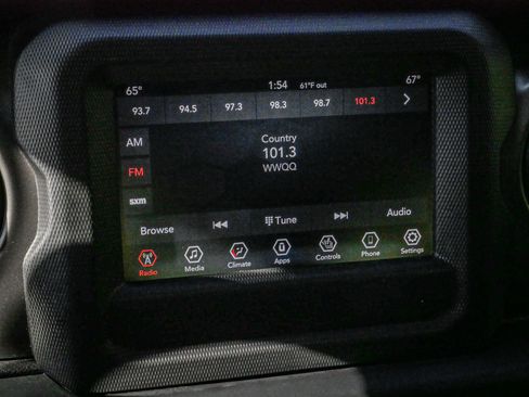 Used 2021 Jeep Wrangler Unlimited Sport image 23