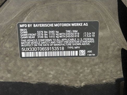 Used 2025 BMW X4 xDrive30i AWD/4WD image 44
