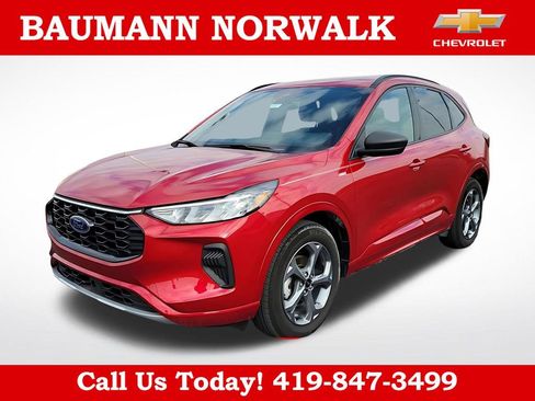 Used 2024 Ford Escape ST-Line w/ Tech Pack #1 AWD/4WD image 13