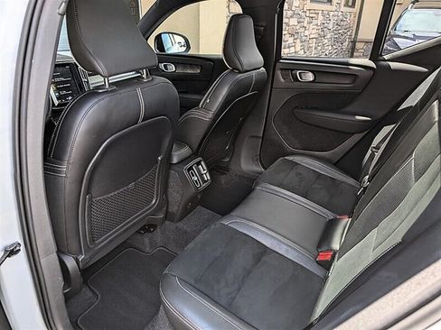 Used 2019 Volvo XC40 T5 R-Design AWD/4WD image 26