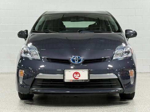 Used 2015 Toyota Prius Prime Plug-In Hybrid FWD image 3