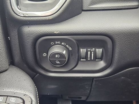 New 2026 RAM 2500 Laramie w/ Night Edition AWD/4WD image 18