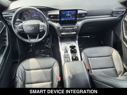 Used 2020 Ford Explorer XLT w/ Equipment Group 202A AWD/4WD image 25