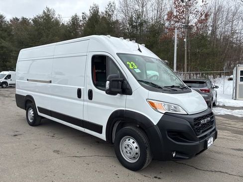 Used 2023 RAM ProMaster 3500 w/ Driver Convenience Group FWD image 9