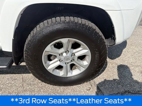 Used 2023 Toyota 4Runner SR5 Premium w/ Moonroof Package AWD/4WD image 12