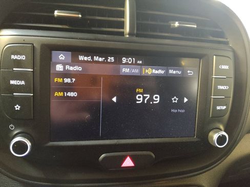 Used 2025 Kia Soul S image 25