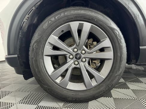 Used 2021 Ford Explorer XLT w/ Equipment Group 202A AWD/4WD image 45