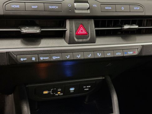 Used 2025 Kia K4 LXS image 24