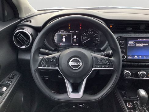 Used 2023 Nissan Kicks SV image 19