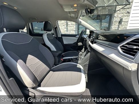 Used 2026 Volkswagen Taos SE AWD/4WD image 30