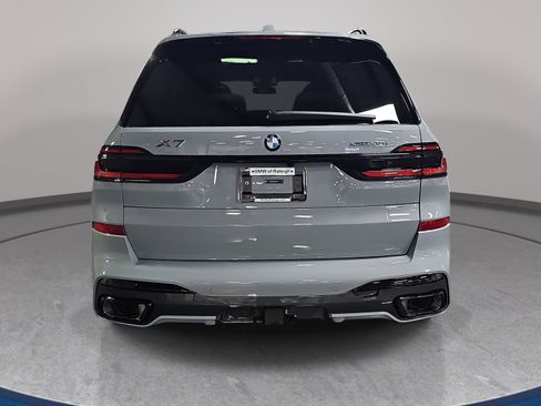 New 2026 BMW X7 xDrive40i w/ M Sport Package image 6