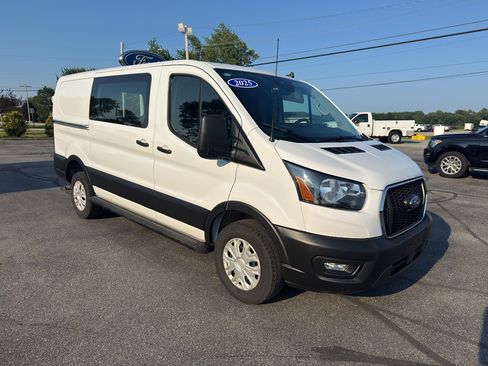 Used 2025 Ford Transit 250 Low Roof w/ Exterior Upgrade Package RWD image 6