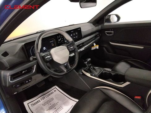 Used 2025 Kia K4 GT-Line w/ GT-Line Premium Package image 29