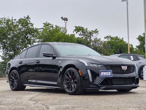 Used 2022 Cadillac CT5 V Blackwing w/ Parking Package RWD image 3